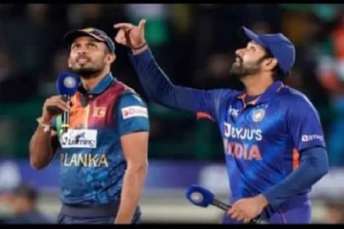 India Vs Sri Lanka Playing XI: श्रीलंका ने टॉस जीतकर गेंदबाजी चुनी, भारतीय टीम में बड़ा बदलाव